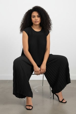 Black Accordion Pants Set