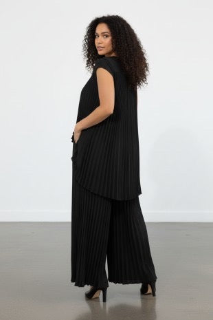 Black Accordion Pants Set